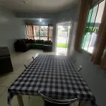 Casa Com Piscina No Portal