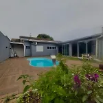 Casa Com Piscina No Portal